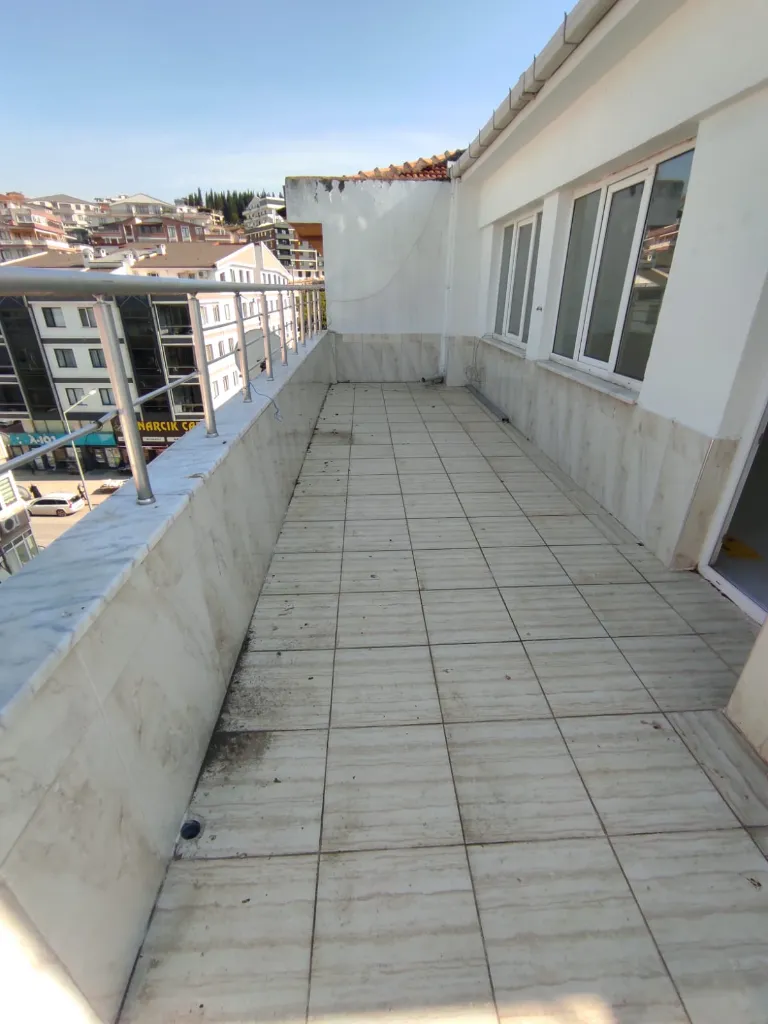 WhatsApp Image 2025-11-29 at 21.52.54.webp